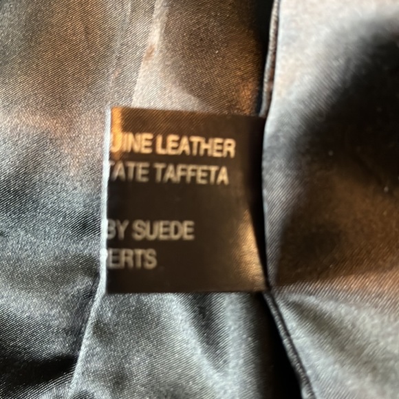 Women’s Michael Hoban Leather Jacket. Size 8 Classic Black. 5 Button down. - Picture 7 of 9